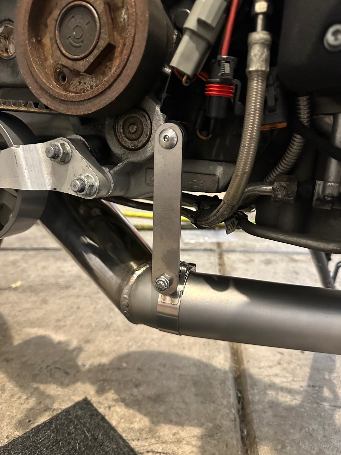 Buell XB Exhaust Support Bracket by ForceWinder